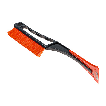 ЕРМАК Щетка для уборки снега со скребком 34 см