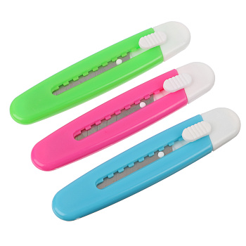 ClipStudio Нож канцелярский малый, 9см, лезвие 9мм, пластик, 3 цвета