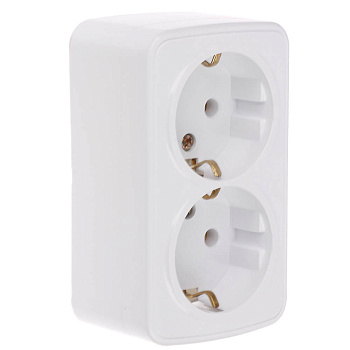 Розетка двойная открытой установки с заз. Intro Polo/Quadro 2х2P+E Schuko 16А-250В, IP20, белая