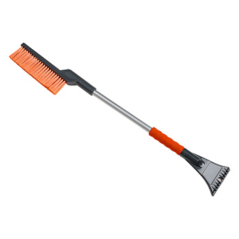 ЕРМАК Щетка для уборки снега с распушенной щетиной+скребок, 78см